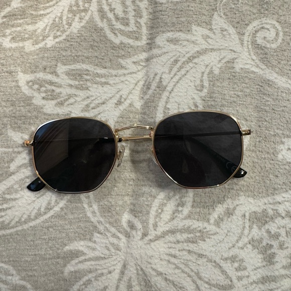 SOJOS Polarized Sunglasses for Women and Men Small Hexagonal Mirrored Lens - Picture 2 of 3